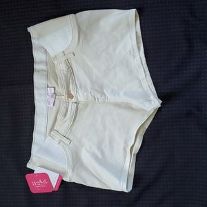 Isabel Maternity, Ecru, off white, midi shorts, size 12/31